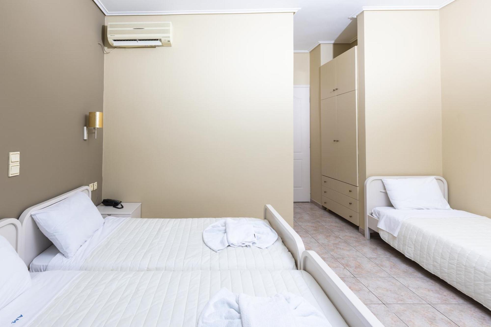 Hotel Venetia بيرديكا المظهر الخارجي الصورة